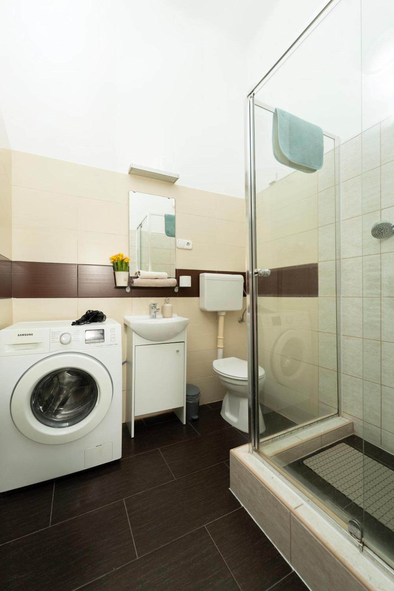 Bakats Square Premium Apartment With Ac Budapeşte Dış mekan fotoğraf